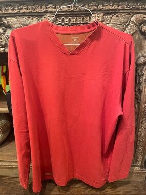 Patagonia Men's Long sleeve heavier weight shit in orange red color. Vintage